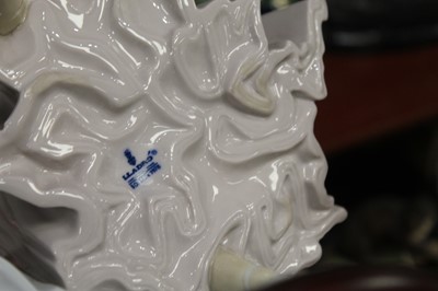 Lot 41 - A large Lladro Spanish porcelain figure group...