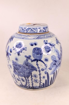 Lot 43 - A large modern Chinese type export jar and...