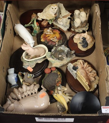 Lot 67 - A box of assorted animal figures, to include...