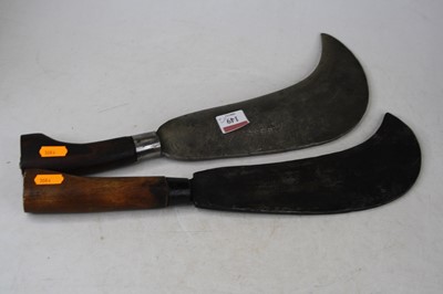 Lot 149 - A military billhook, the typically curved...