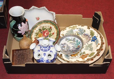 Lot 165 - A box of miscellaneous items to include a...