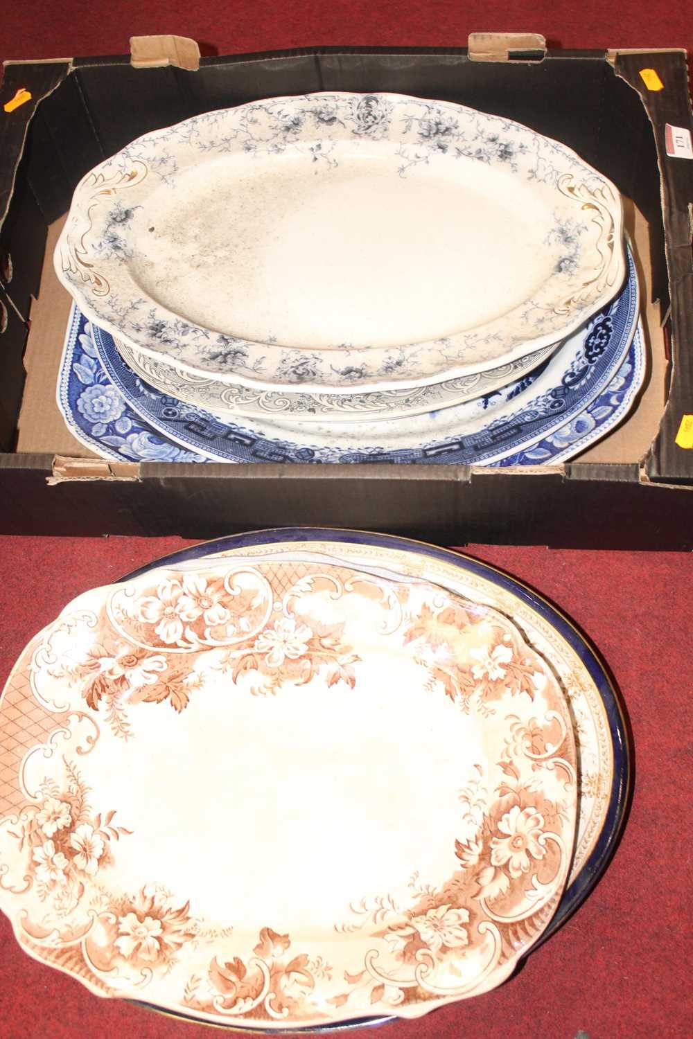 Lot 171 - An early 20th century Royal Worcester vitreous...