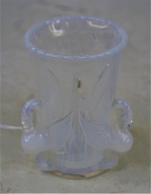 Lot 194 - A Victorian vaseline glass beaker, having...