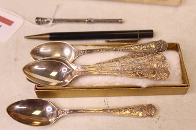 Lot 344 - An early 20th century silver propelling pencil,...