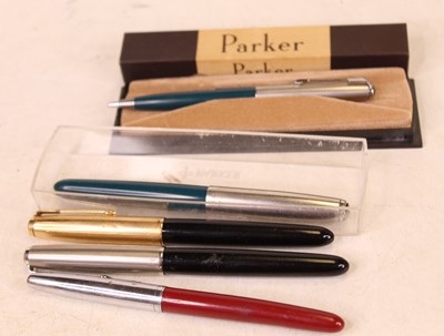 Lot 350 - A Parker pen, having a rolled gold cap and...