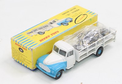 Lot 1823 - French Dinky Toys, 586 Camion Latier 55...