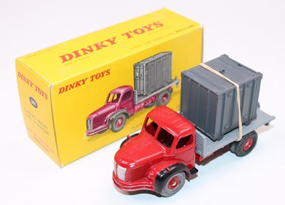 Lot 1841 - A Dinky Toys No. 581 Berliet container lorry...