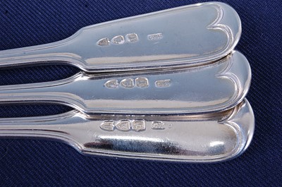 Lot 2113 - A set of three late Victorian silver serving...
