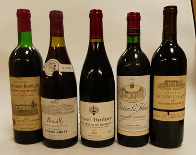 Lot 1074 - Assorted vintage French wines, to include one...