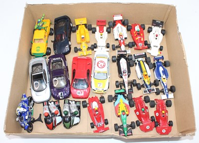 Lot 1470 - 21 unboxed Scalextric slot cars including...