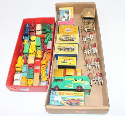 Lot 1642 - 2 trays of various Matchbox models to include,...