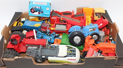 Lot 1565 - Tray of various mixed diecast and plastic...