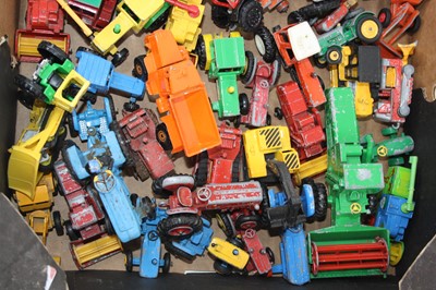 Lot 109 - Tray of various Tractor and Farming diecasts...