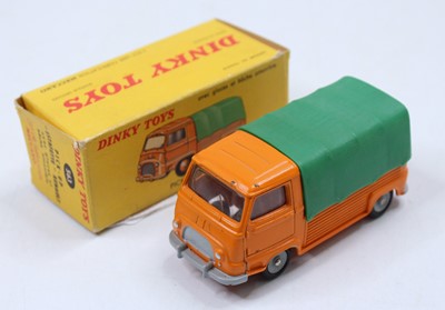 Lot 1881 - A French Dinky Toys No. 563 Renault Estafette...