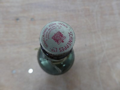 Lot 1449 - A vintage bottle of Chartreuse green liqueur,...