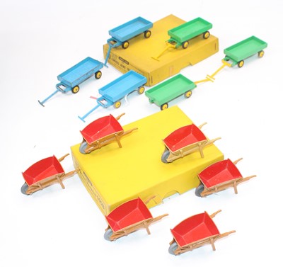 Lot 1018 - 2 Dinky Toys original trade boxes consisting...
