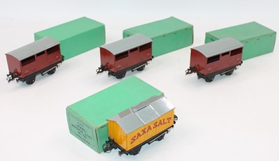 Lot 191 - Four Hornby No.50 wagons, all in green boxes:...