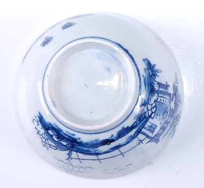 Lot 2044 - A Lowestoft porcelain tea bowl, blue and white...