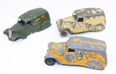 Lot 1082 - 3 Dinky Toys type 2 Delivery Vans to include,...
