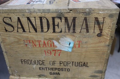 Lot 1352 - Sandeman vintage port, 1977, twelve bottles (OWC)