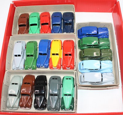Lot 1103 - 1 tray containing 20 repainted Dinky Toys to...