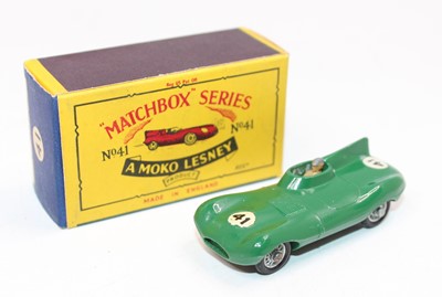 Lot 1654 - Matchbox Lesney No.41b, Jaguar D Type, green...