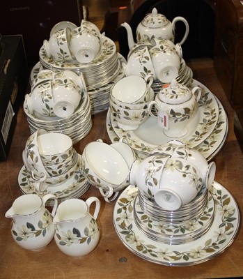 Lot 146 - A Wedgwood 12 place setting dinner and tea...