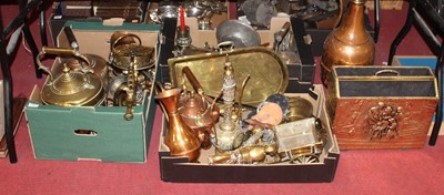 Lot 203 - A large collection of miscellaneous metalware...