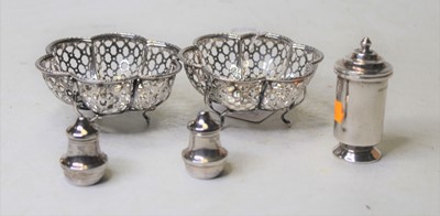 Lot 356 - A pair of George V silver bonbon dishes, each...