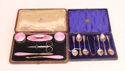 Lot 364 - A set of six Edwardian silver coffee spoons,...