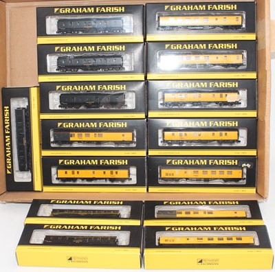 Lot 612 - 15 boxed Graham Farish Network Rail and...