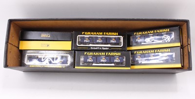 Lot 614 - Graham Farish N Gauge Container Wagon Group,...