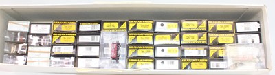 Lot 621 - 42 various boxed and part boxed Graham Farish...