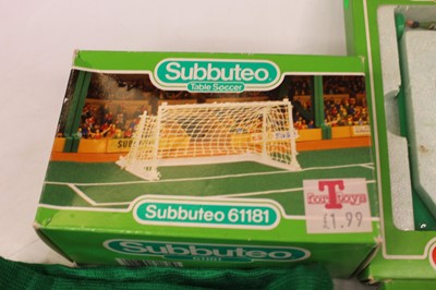 Lot 706 - A collection of vintage Subbuteo game pieces...