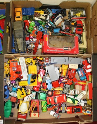 Lot 1510 - Two trays of mixed playworn and boxed diecast...
