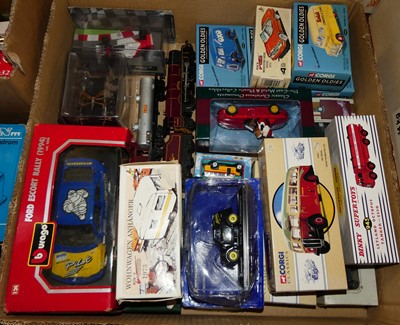 Lot 1600 - One tray mixed diecast vehicles inc. 00 gauge...