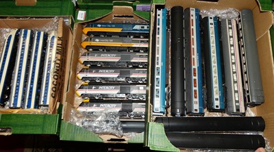 Lot 1635 - 3 boxes of 00 gauge railways to inc Intercity...