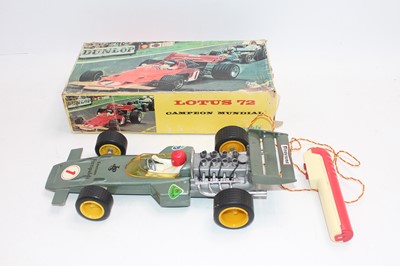 Lot 820 - SANCHIS (Spain) 1.12 scale, Plastic, Battery...