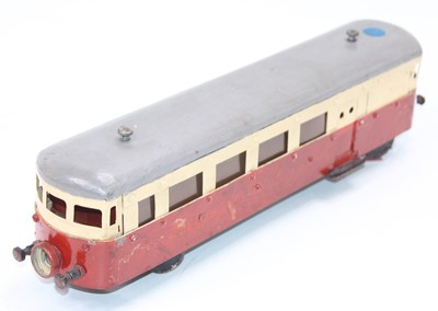 Lot 271 - O gauge, possibly home-made, German style...
