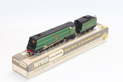 Lot 454 - Wrenn streamlined Bullied Pacific loco &...