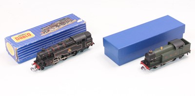 Lot 539 - Two 3-rail Hornby Dublo tank locos: EDL7 0-6-0...