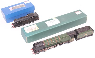 Lot 565 - Two Hornby Dublo 3-rail locomotives: EDL12...