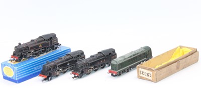 Lot 568 - Four 3-rail Hornby Dublo locos all in need of...