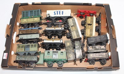 Lot 296 - Large tray containing 20, 0 gauge assorted...