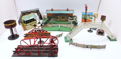 Lot 301 - Large tray containing Hornby post-war station...