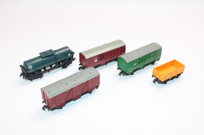 Lot 679 - Four Hornby Dublo Super Detail wagons plus one...