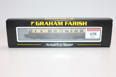 Lot 658 - 371-626 Farish N gauge GWR diesel railcar,...