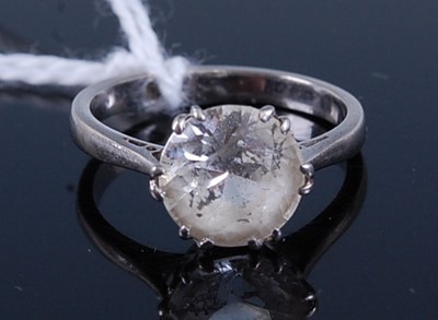 Lot 319 - A white metal synthetic spinel single stone...