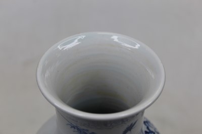 Lot 27 - A Chinese blue & white vase, the flared rim...