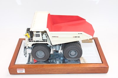 Lot 1295 - Platypus Industrie 1/50th scale resin and...